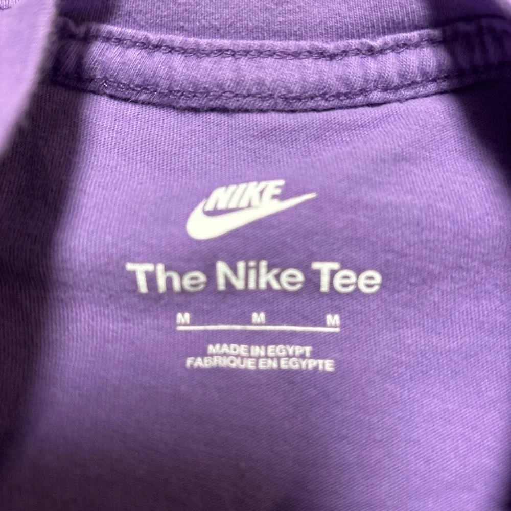 Nike The Nike Tee Youth Medium Purple Short Sleeve Cotton Logo T-Shirt